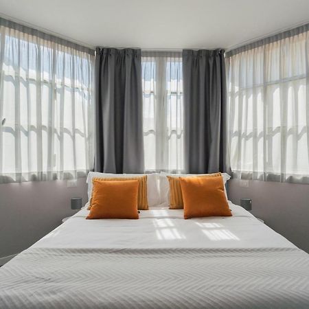 Sant'Agostino Apartments By Rent All Como Eksteriør bilde