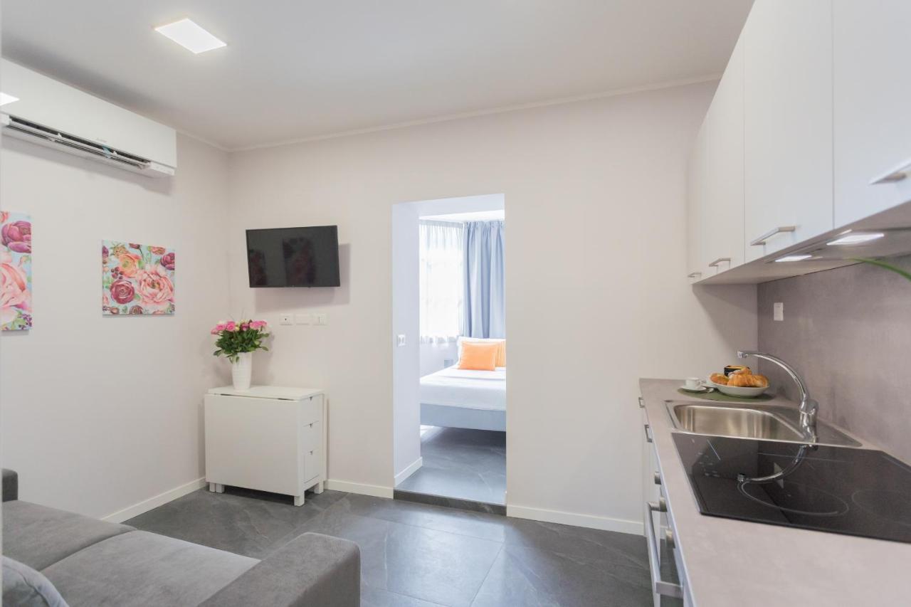Sant'Agostino Apartments By Rent All Como Eksteriør bilde