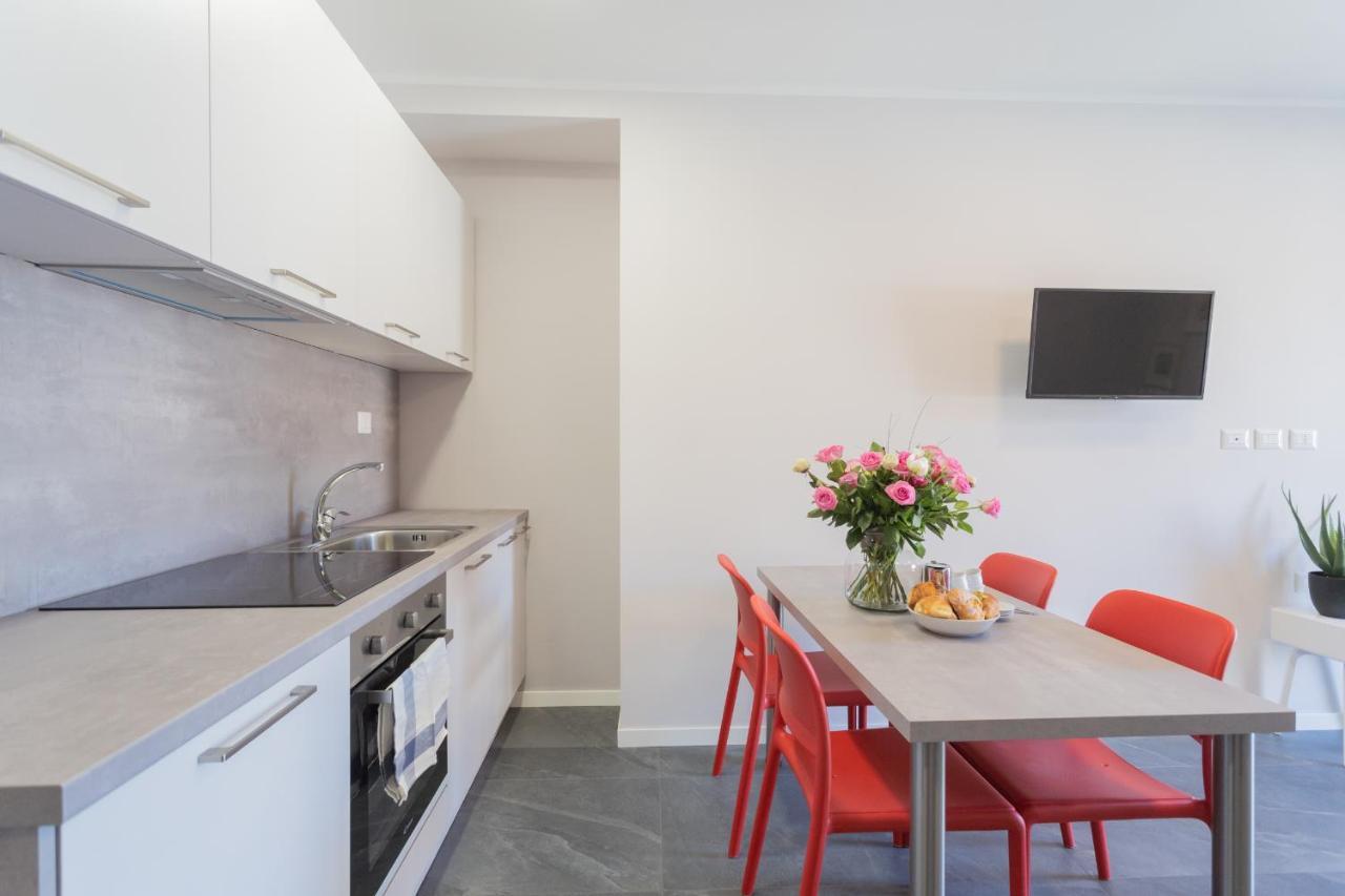 Sant'Agostino Apartments By Rent All Como Eksteriør bilde