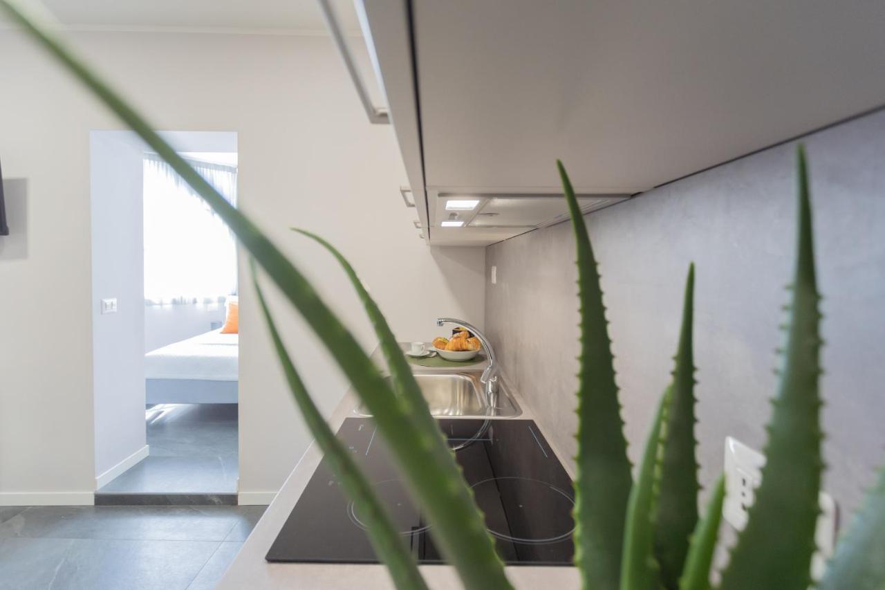 Sant'Agostino Apartments By Rent All Como Eksteriør bilde