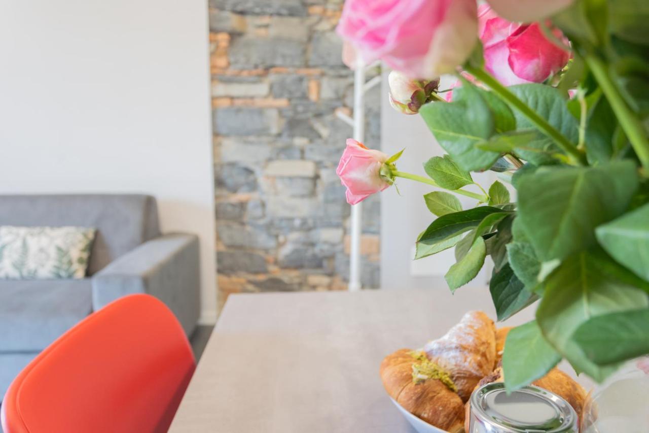 Sant'Agostino Apartments By Rent All Como Eksteriør bilde