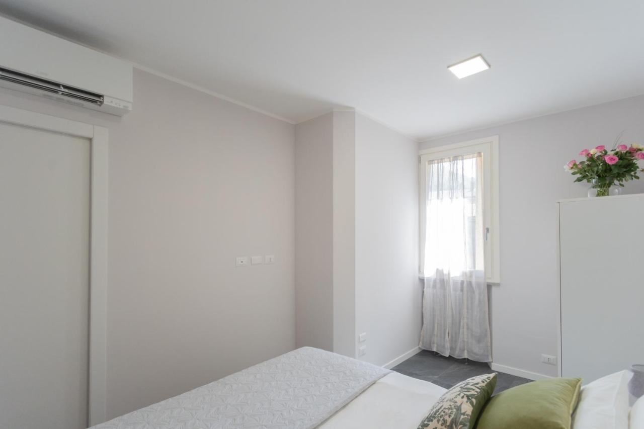 Sant'Agostino Apartments By Rent All Como Eksteriør bilde