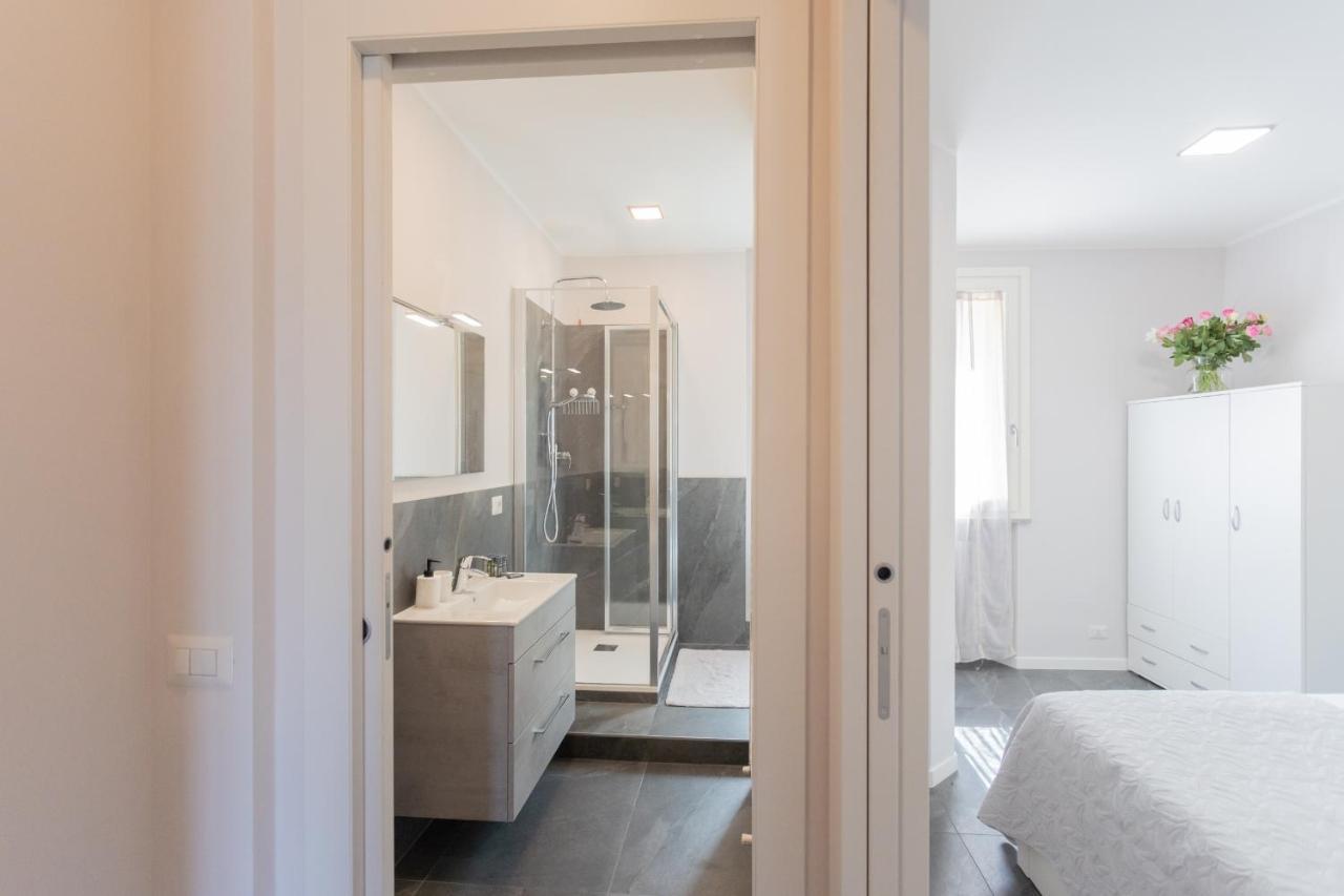 Sant'Agostino Apartments By Rent All Como Eksteriør bilde